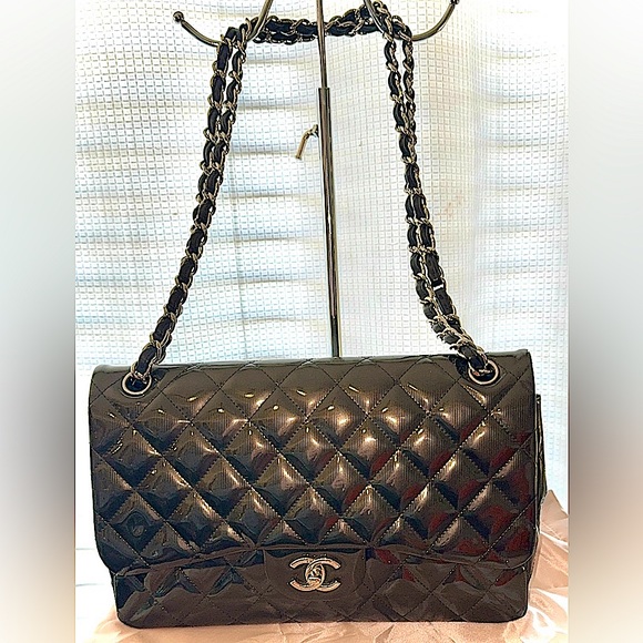 EUC Chanel JUMBO Double Flap Striated Green Quilted Patent Leather Shoulder Bag - Picture 10 of 16